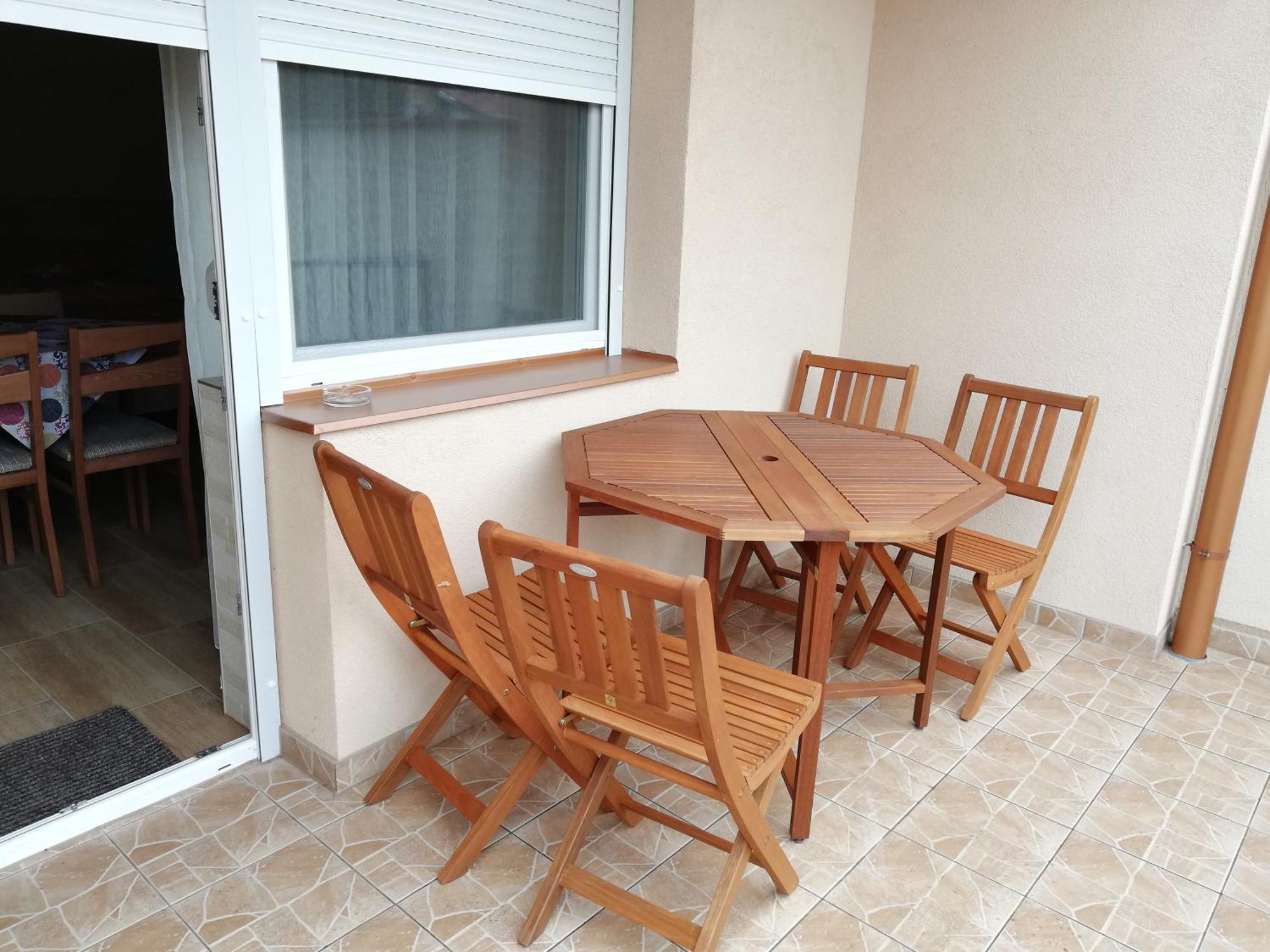 Imola Es Andrea Apartmanhaz 3 Хайдусобосло Экстерьер фото